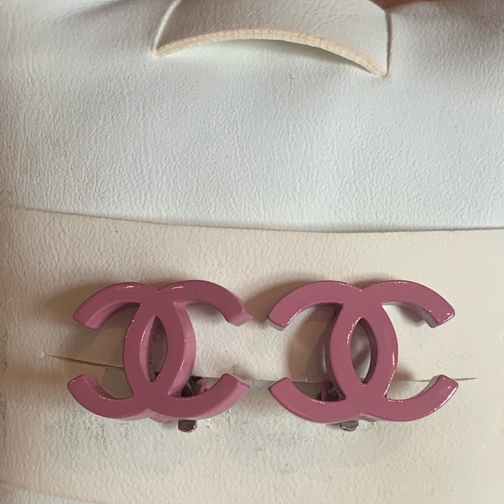 Authentic 2004 Chanel Pink Clip On Ear…